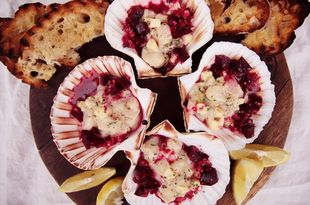 Scallop Tartare with Bacon & Beetroot 