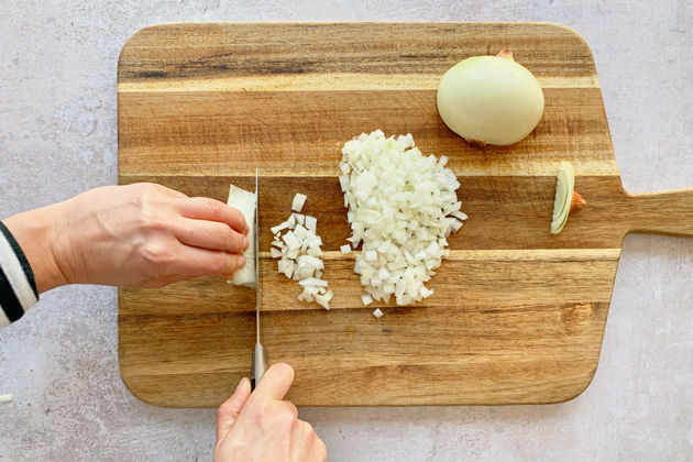 How to chop an onion: Step 6