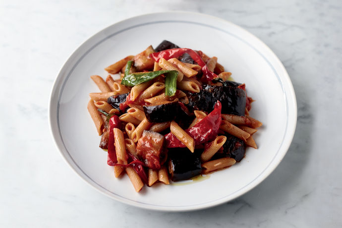 A bowl of aubergine and tinned tomato pasta