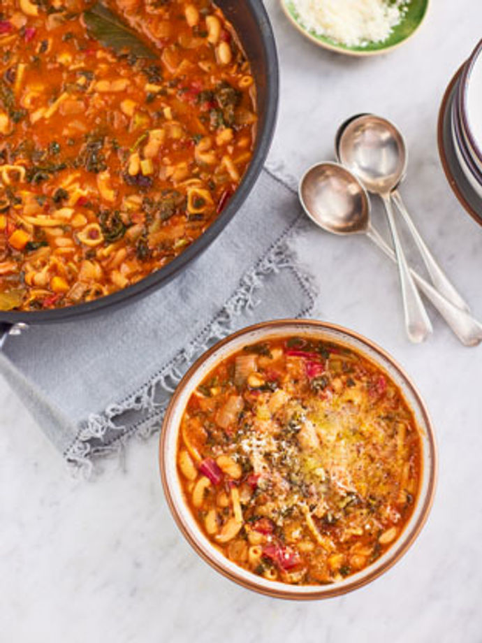 Minestrone soup with Tefal batch pan