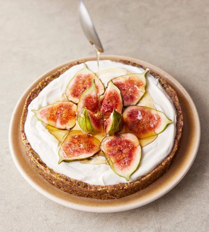 Fig tart on a cream plate