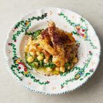 Quick & healthy dinner ideas - garlic chicken on a floral plate