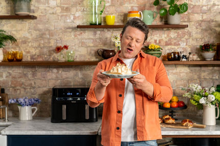 Find out more about Jamie's new series <em>Jamie's Air-Fryer Meals</em>
