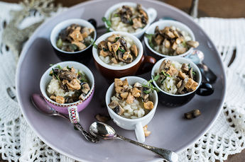 Vegan mushroom risotto party cups