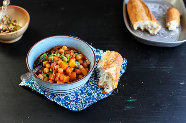 chickpea and veg cider stew with bread