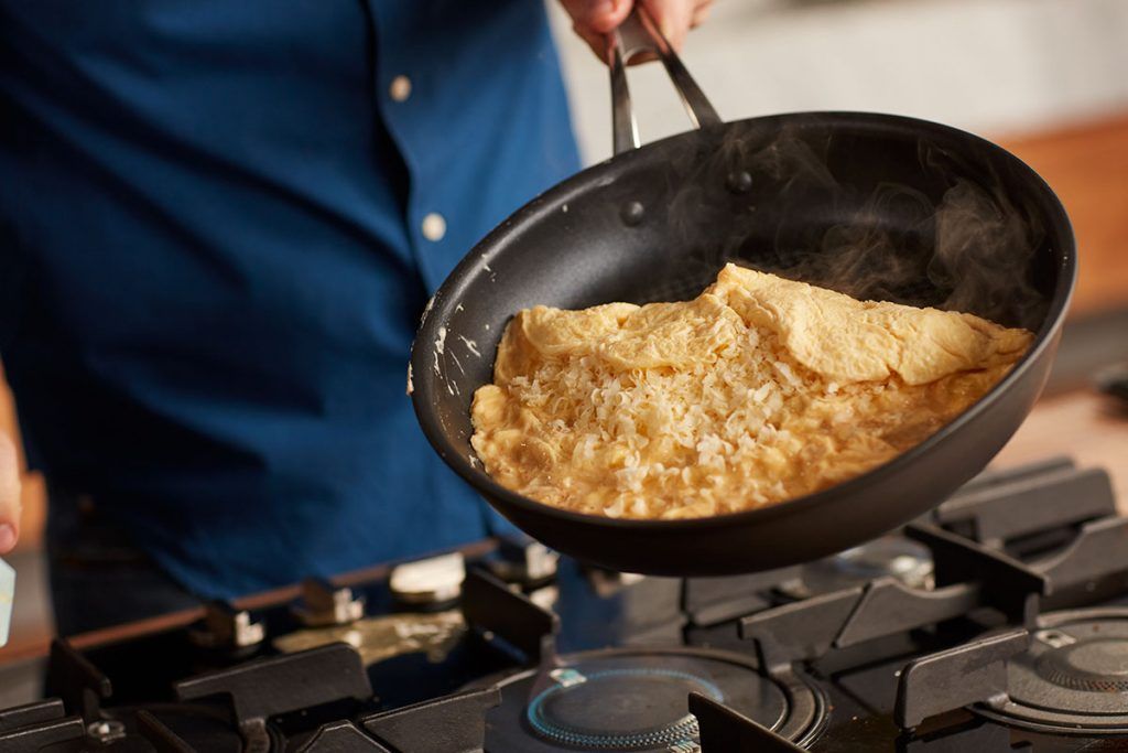 one-pan breakfast egg omelette