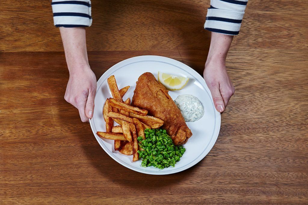 fish and cheaps with mushy peas and tartar sauce