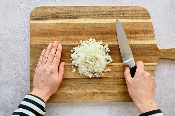 How to chop an onion: Step 7