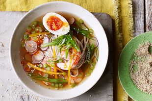 Skill School: Clear Asian noodle soup with prawns