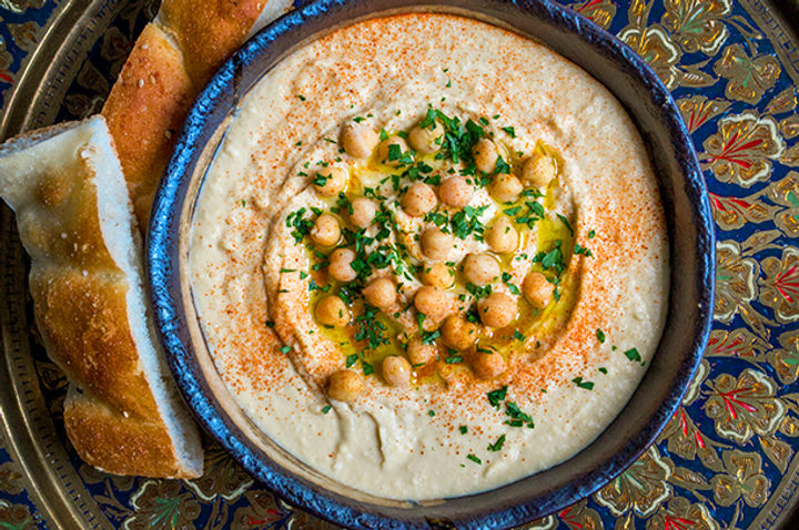 Image of a bowl of houmous 