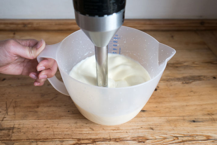 Image of mixture being blitzed with a blender