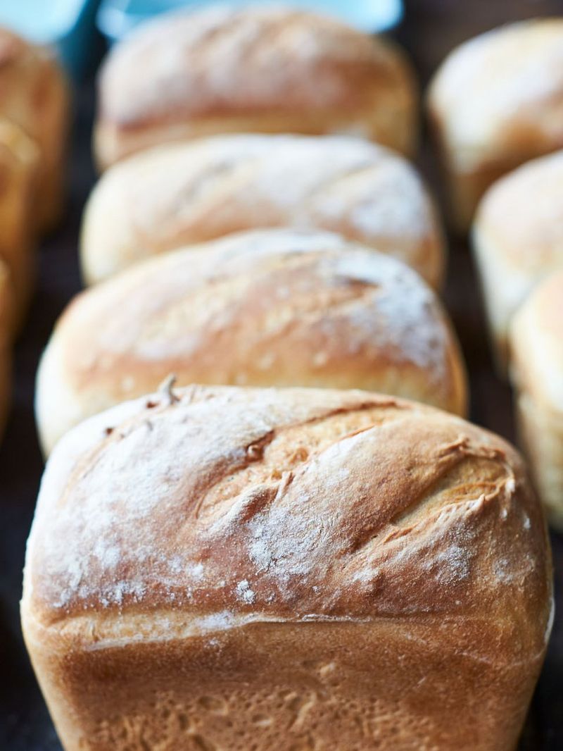How to make Homemade Bread - EASY Recipe 