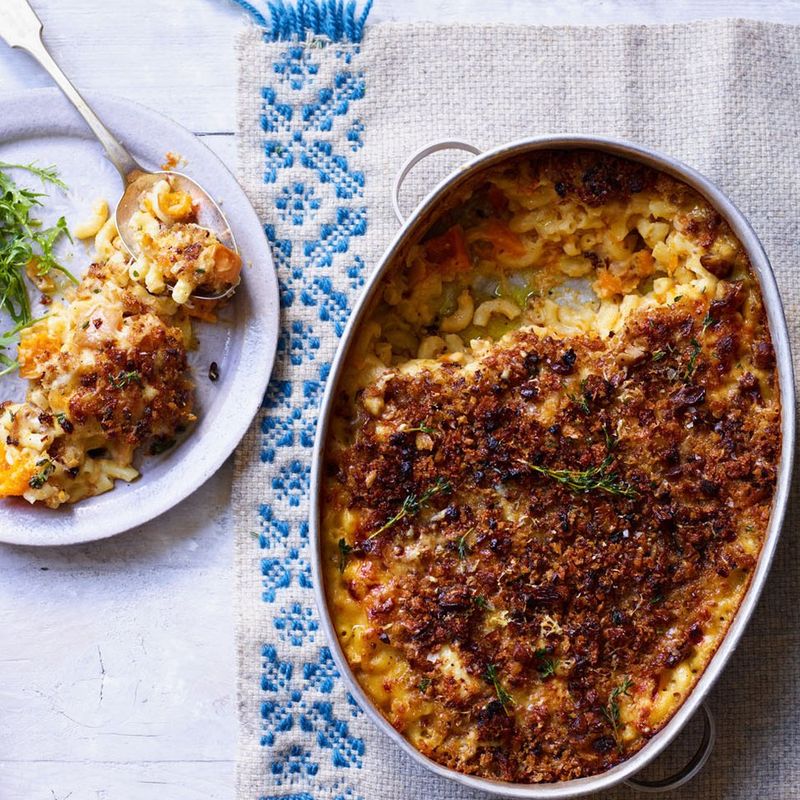 Jamie Oliver's Cauliflower Cheese Pasta is a quick and cosy meal for any  night of the week