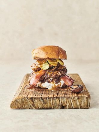 Bacon rarebit burger
