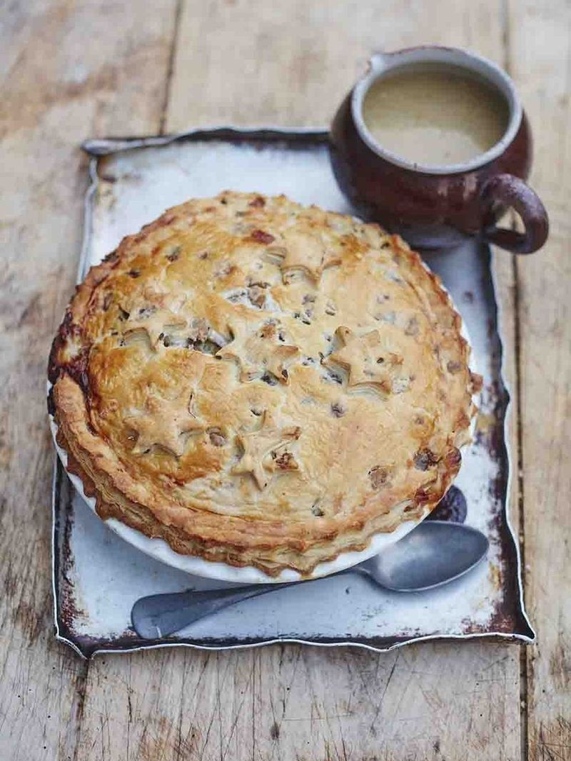 Christmas hodgepodge pie | Jamie Oliver recipes