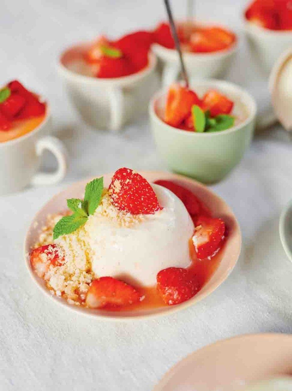 Yoghurt panna cotta