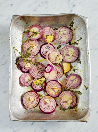 Roasted red onions