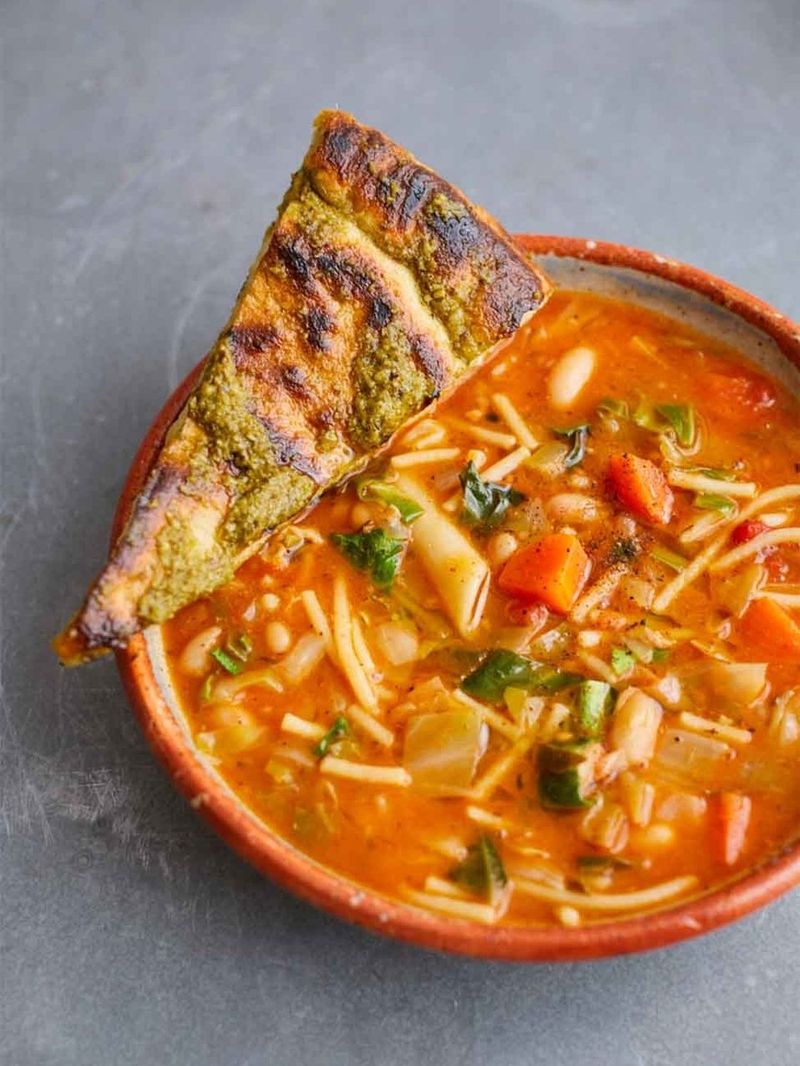 Simple minestrone soup