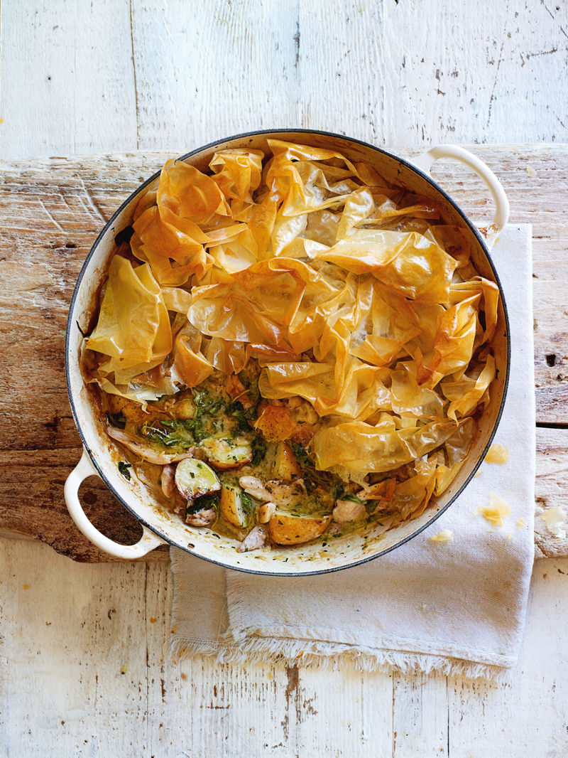 Two warming recipes for a traditional and classic chicken pie