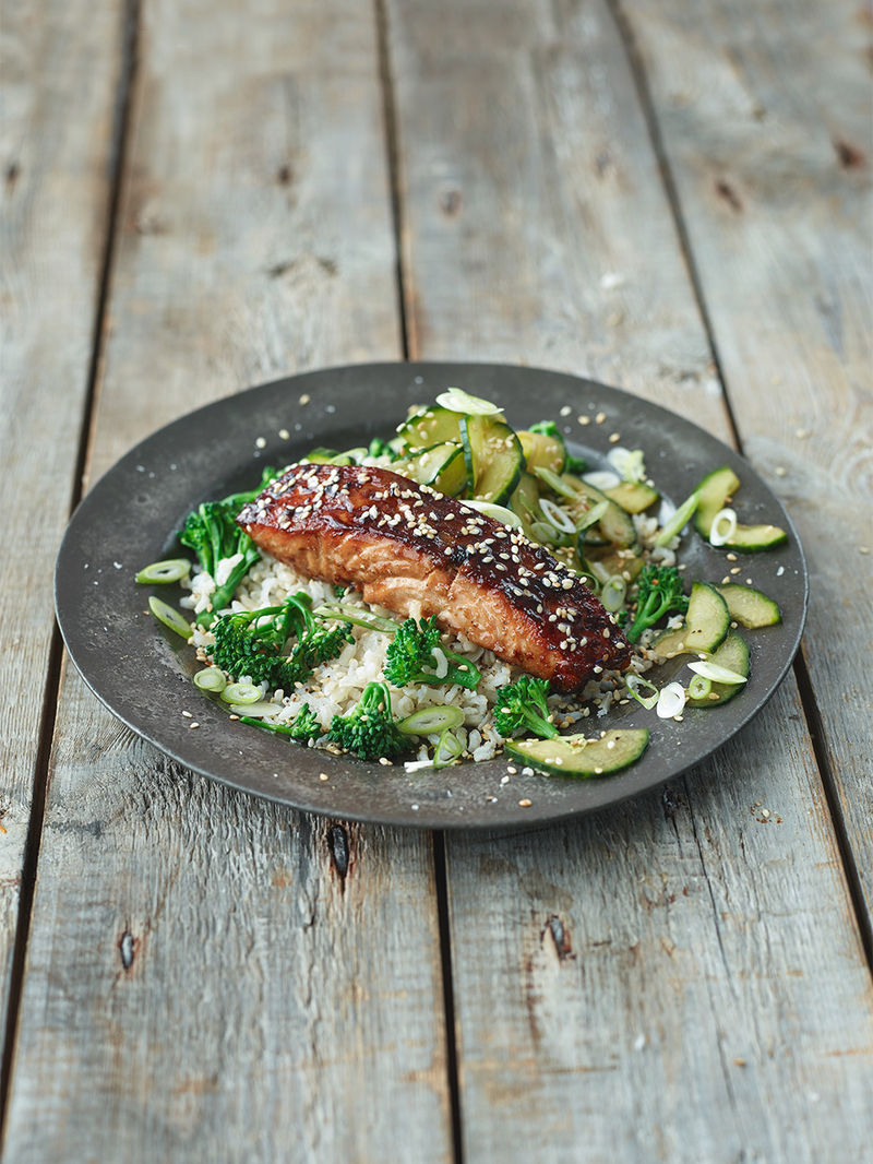 Sticky Asian-style salmon with broccoli, quick pickled cucumber & rice