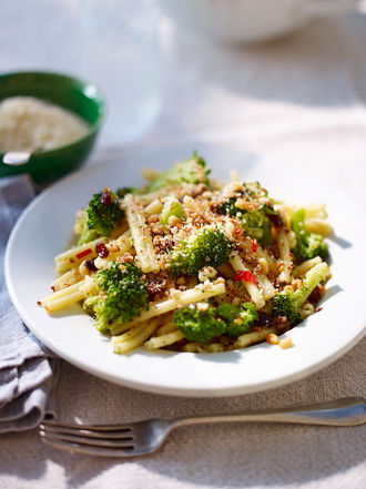 Casarecce with broccoli & anchovies