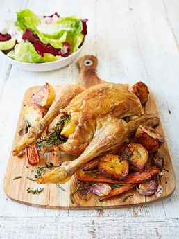 Roast chicken with potatoes & carrots