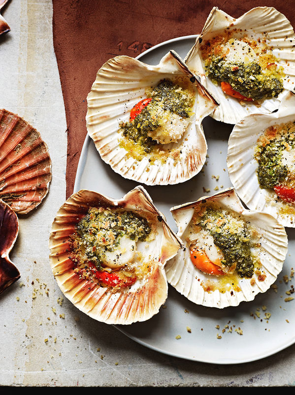 Grilled scallops with anchovy, mint & coriander