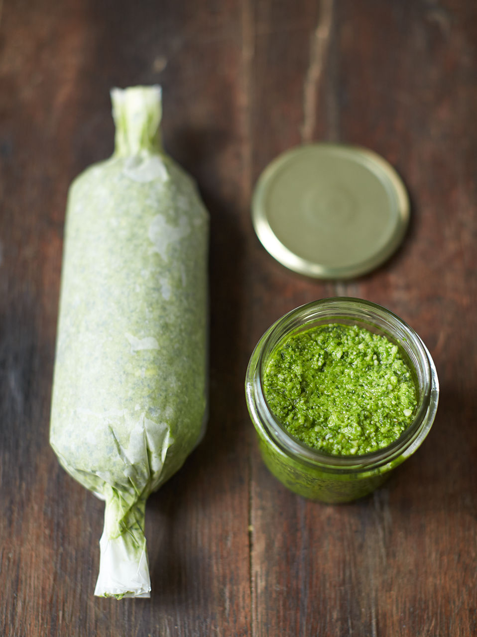 Super quick batch pesto