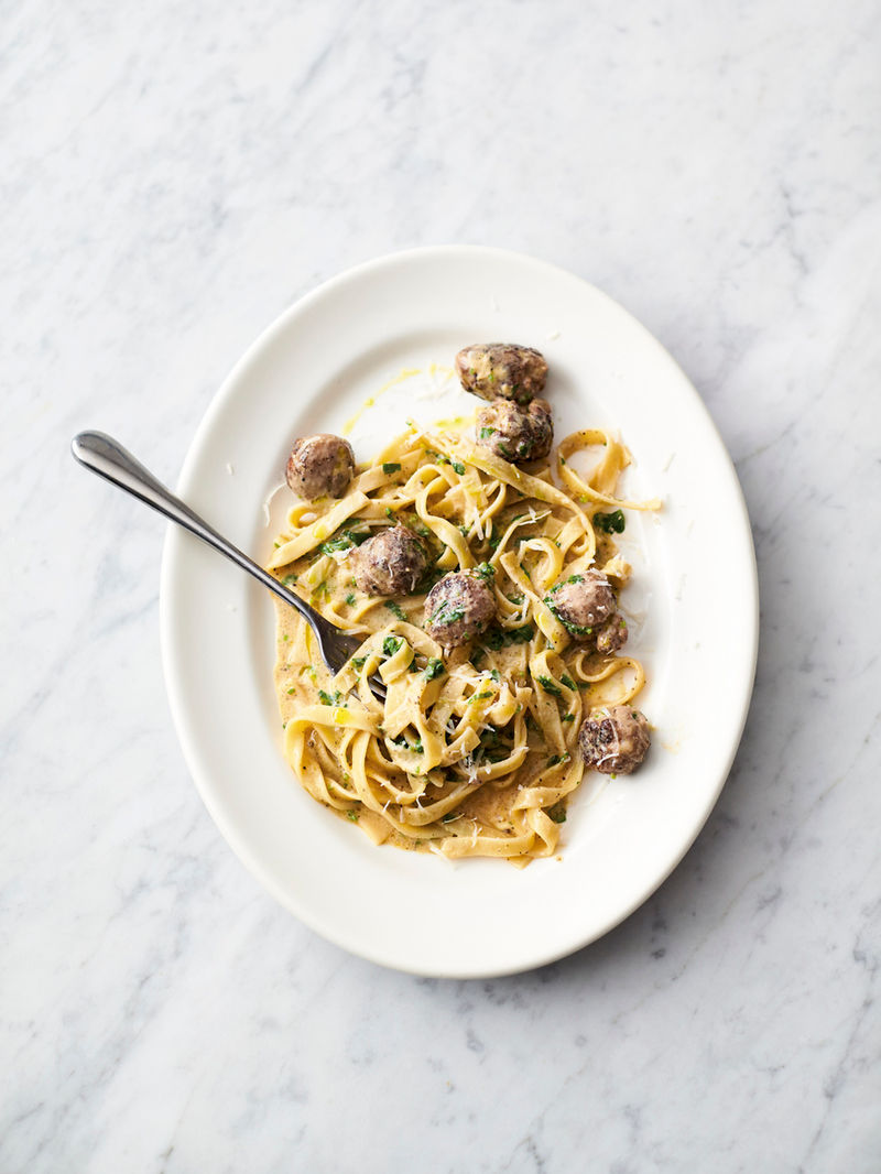 Easy carbonara recipe | Jamie Oliver pasta recipes
