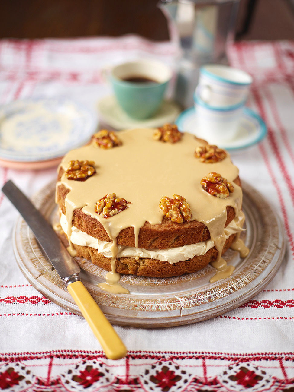 Coffee cake easy | Coffee and walnut cake recipe | How to make coffee cake  | recipe for coffee walnut cake - Rumki's Golden Spoon