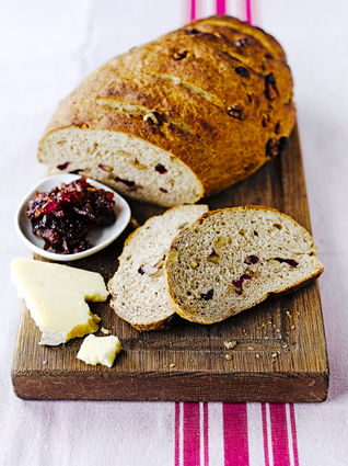 Cranberry, walnut & rosemary bread