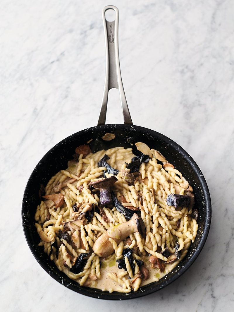 Esitellä 85+ imagen mushroom pasta sauce jamie oliver