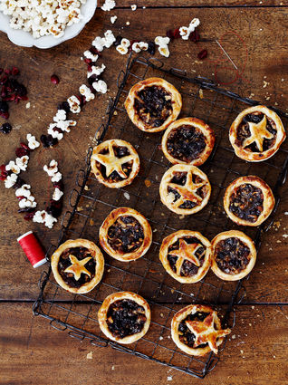Starry mince pies