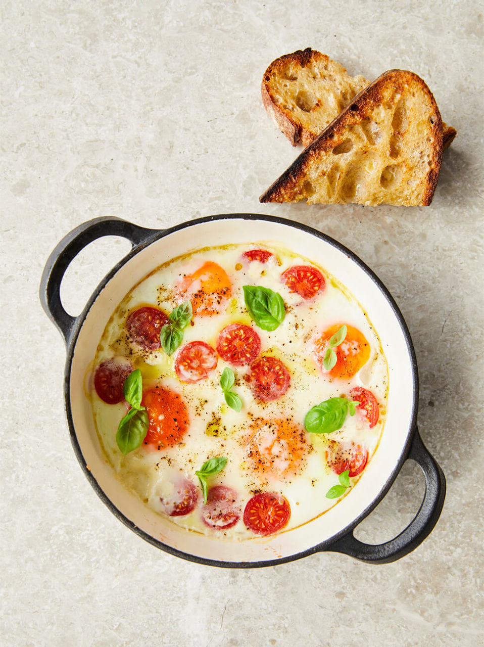 Italian shop baked eggs