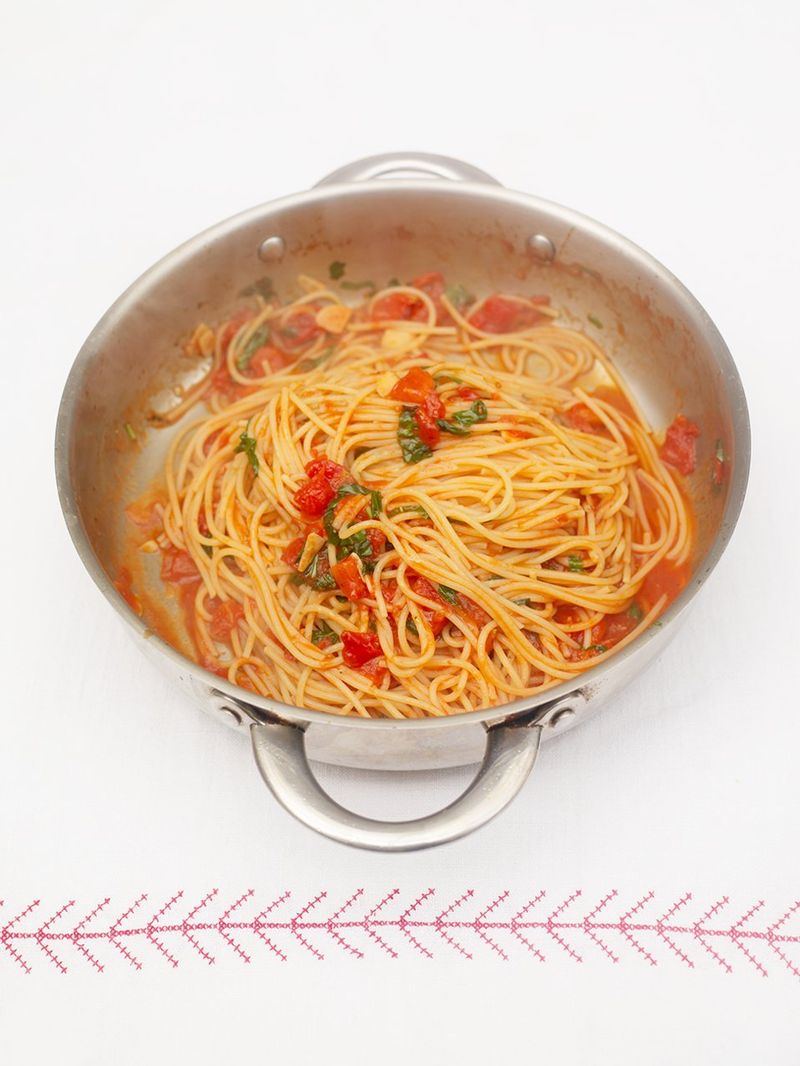 Classic Tomato Spaghetti Jamie Oliver Pasta Recipes