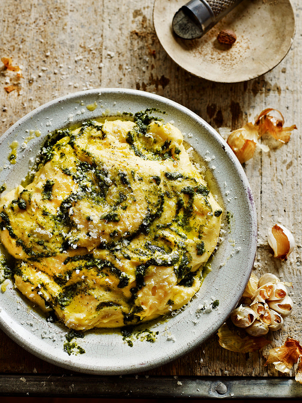 Creamy polenta with garlic and basil butter