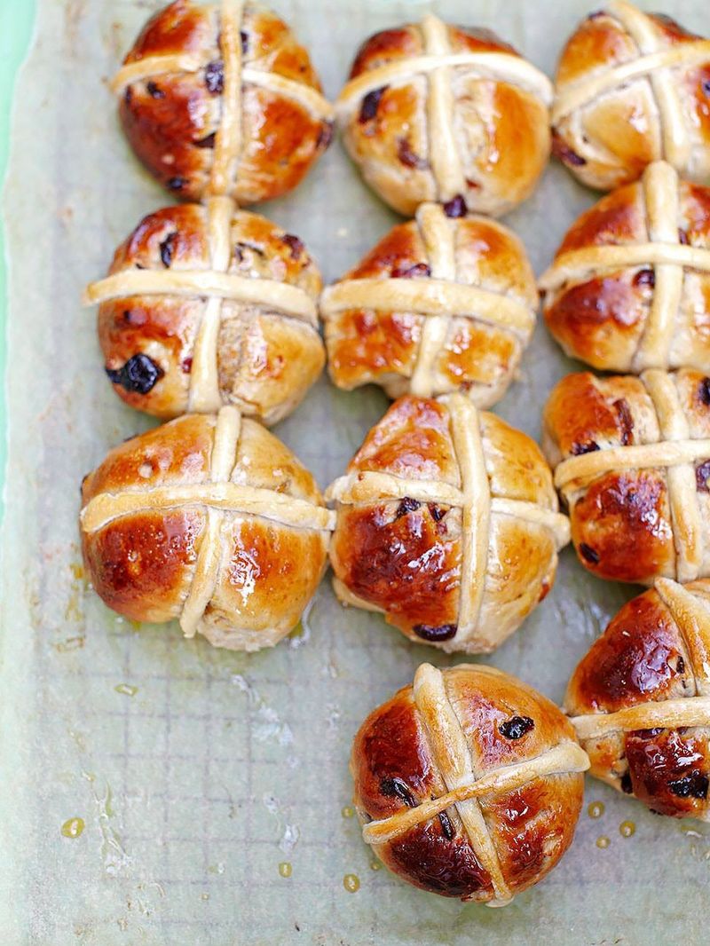 Hot cross buns recipe | Jamie magazine recipes