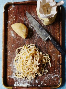 Gluten-free pasta dough
