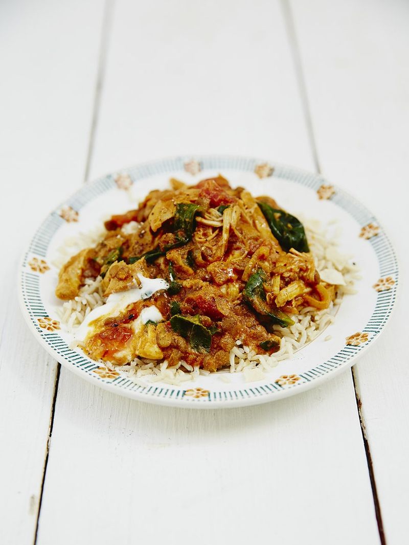 Рецепт куриного карри Джейми Оливер и куриное карри. Индийский, тайский, японский рецепт с кокосовым молоком, рисом, овощами, ананасом