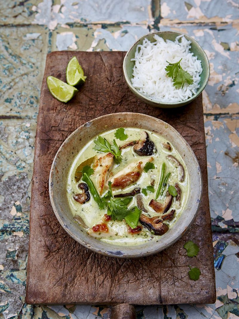 Best Thai green chicken curry recipe | Jamie Oliver