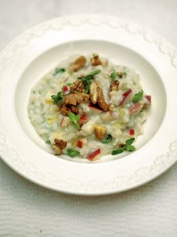 Apple and walnut risotto with gorgonzola