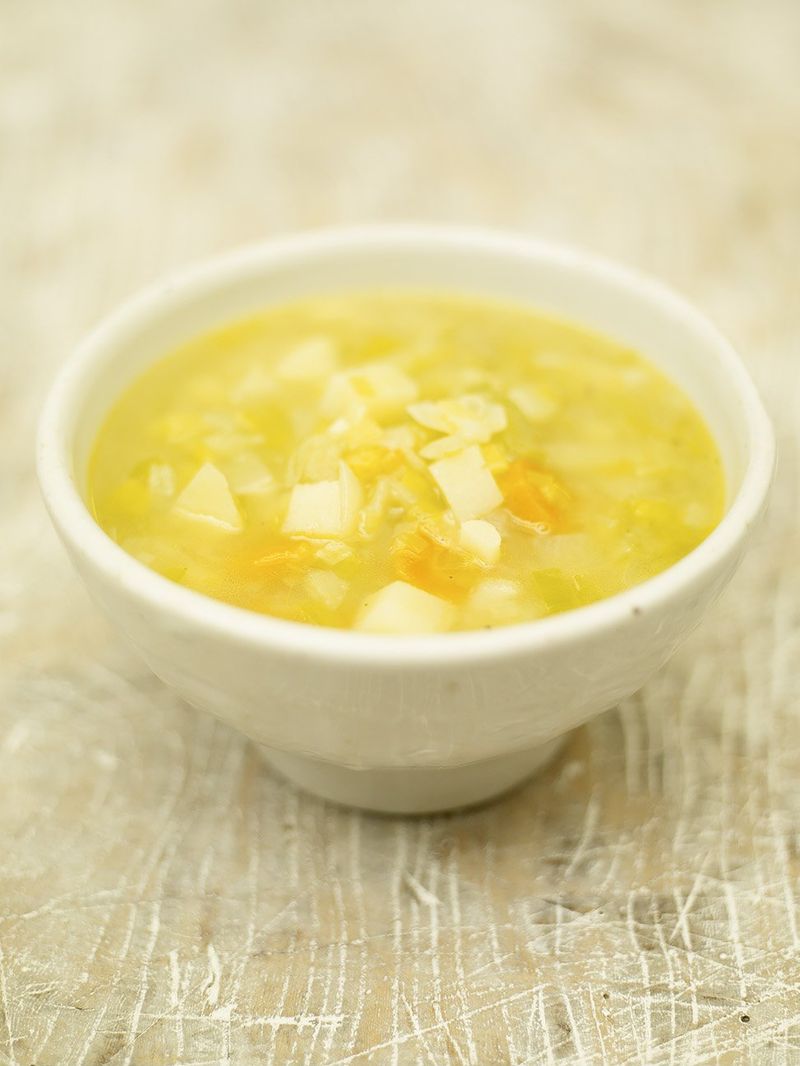 Leek & potato soup recipe | Oliver recipes