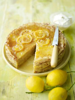 Lemon crêpe cake