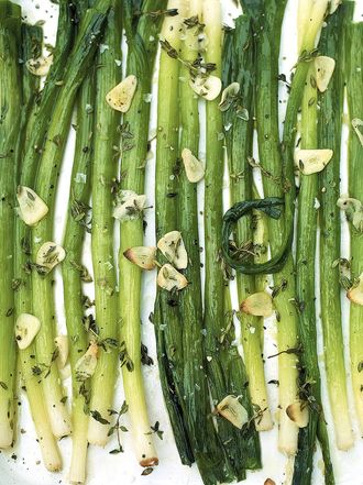 Roasted baby leeks with thyme
