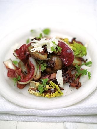 Warm salad of crispy smoked bacon & Jerusalem artichokes