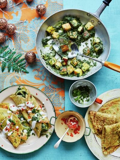 Savoury pancakes with paneer & spinach stuffing