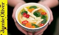 Healthy chicken &#038; vegetable soup: Kerryann Dunlop