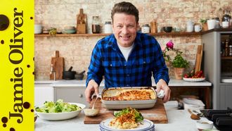 Ultimate mac & cheese: Jamie Oliver