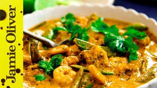 Thai red curry with prawns