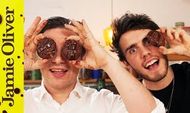 Double chocolate cookies: Jamie Oliver &#038; Alfie Deyes